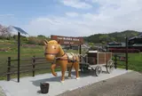 銀の馬車道モニュメント