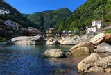 杖立川いかだ場