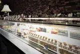 洋菓子マウンテン × CELLAR DE CHOCOLAT by Naomi Mizuno