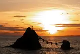 夫婦岩