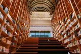 早稲田大学国際文学館 村上春樹ライブラリー