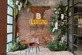 BROWN Brew & Bistro