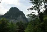 東鐘釣山