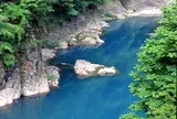 抱返り渓谷