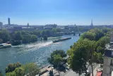 Le Tout-Paris - Cheval Blanc Paris