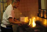 丸万本店