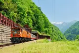 黒部渓谷トロッコ電車