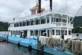 奥只見湖遊覧船