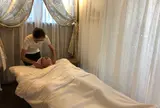 GOLD BEAUTY HOUSE