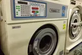 落ちない汚れもお試しできる「クリーニングハウス・あべ」