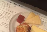 T's Bar