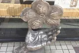 スターの広場 浅草公会堂前
