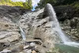 川原毛大湯滝「温泉滝」