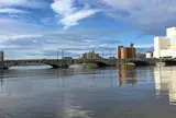萬代橋