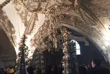 セドレツ納骨堂