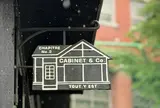 CABINET & Co. by TOUT Y EST