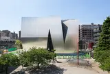 すみだ北斎美術館