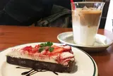 カフェ ウワイト