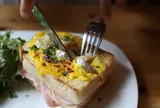 cafe Karin 果林（カリン）