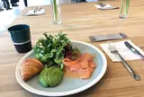 ELLE cafe AOYAMA エルカフェ青山