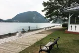 三角西港