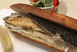 さるやすみ
