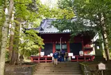 山内