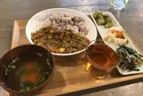 tiny peace kitchen