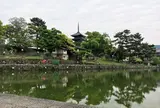 猿沢池