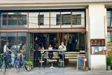 Nui. HOSTEL & BAR LOUNGE