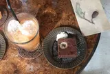プルミエ・エタージュ （1er ETAGE）