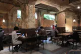 カフェ・アンデパンダン