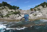 円月島