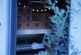 Cafe The SUN Lives HERE（ザ サン リブズ ヒア）