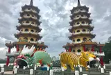 龍虎塔