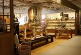 Madu Sannomiya マディ三宮店