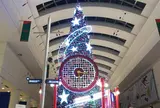 クイーンズスクエア横浜 (Yokohama Queen's Square)