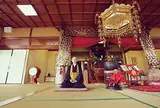 禅寺で心と体を癒しましょう。