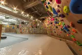 APEXクライミング（ボルダリング）ジム 新宿駅西口店