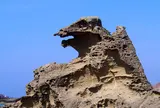 ゴジラ岩