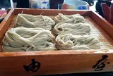 由屋