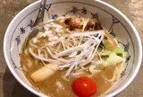 名前、看板のないラーメン屋