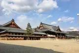 天理教教会本部（神殿）