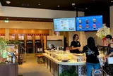 アースカフェ Urth Caffe 星ヶ丘店