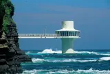 勝浦海中展望塔
