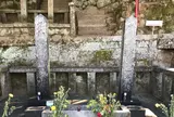 坂本龍馬と中岡慎太郎の墓
