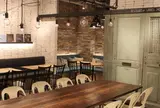 カフェ＆ブックス ビブリオテーク 東京・自由が丘 （café & books bibliotheque）