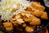 肉食堂 最後にカツ。