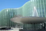 国立新美術館