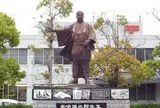 岩崎弥太郎像